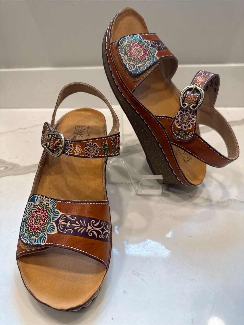 L'Artiste Spring Step Sandals Brown Leather Wedge Roshni 40 Sz 9
